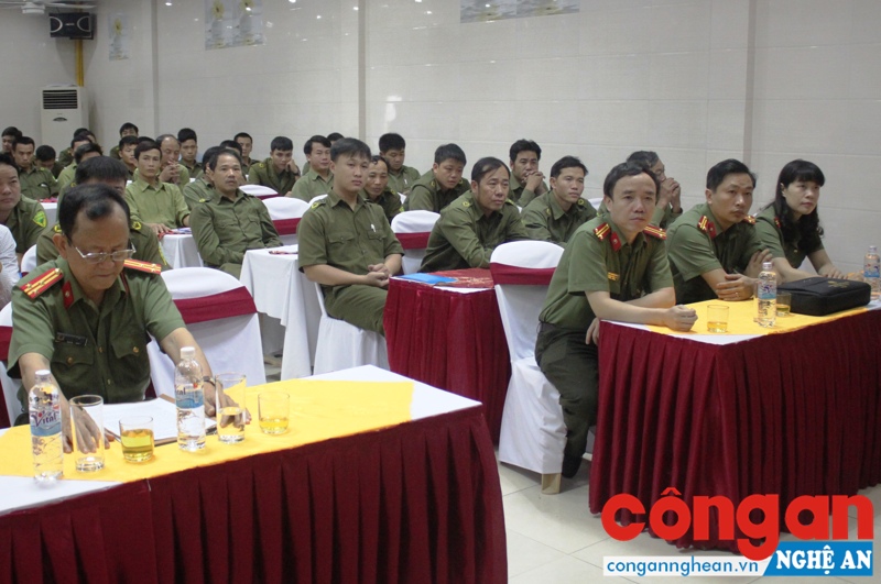 Khai giảng lớp huấn luyện nghiệp vụ Công an xã