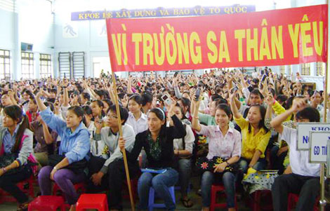 Tuổi trẻ hướng về Trường Sa.