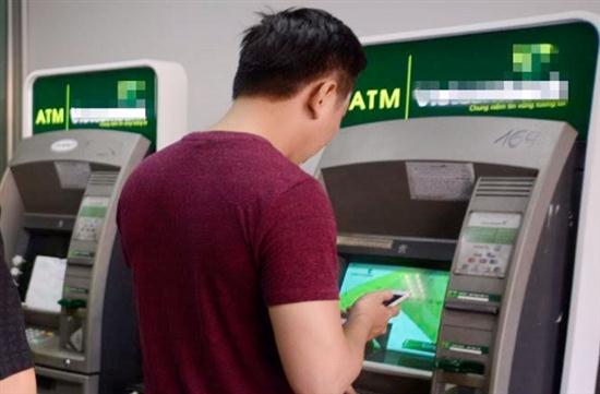 'Vạch mặt' các chiêu thức chiếm đoạt tài khoản ngân hàng của hacker