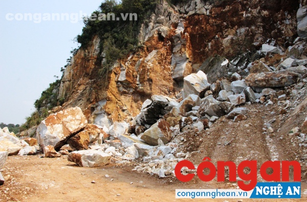 Khai thác đá không đúng quy trình tiềm ẩn nhiều nguy cơ mất an toàn lao động