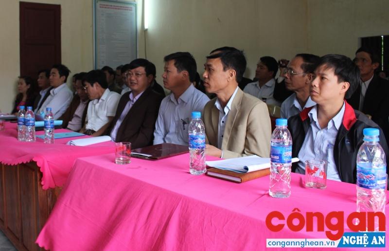 Các đại biểu tham dự Hội nghị.