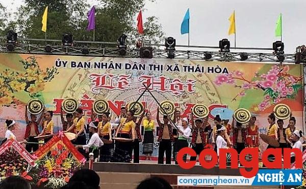 TX Thái Hòa: Khai hội Làng Vạc lần thứ 18
