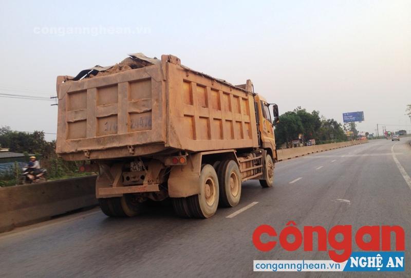 Tiếp tục tăng cường xử lý xe quá tải trọng
