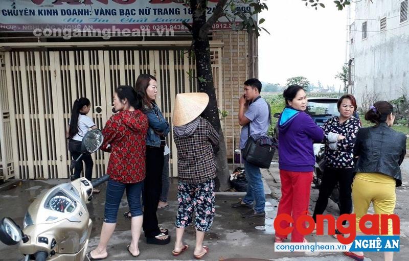 Vỡ nợ 100 tỉ đồng, 2 chị em bỏ trốn