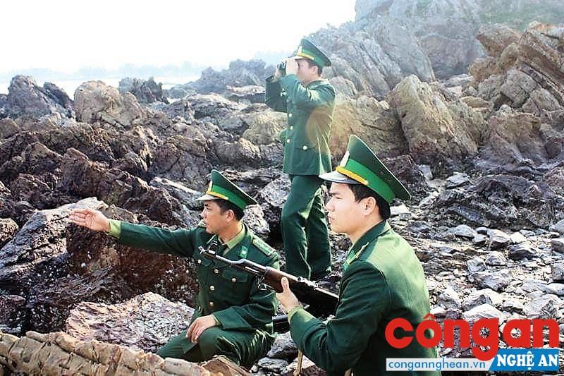 Bộ đội Biên phòng Nghệ An tuần tra đảm bảo chủ quyền và ANTT trên biển