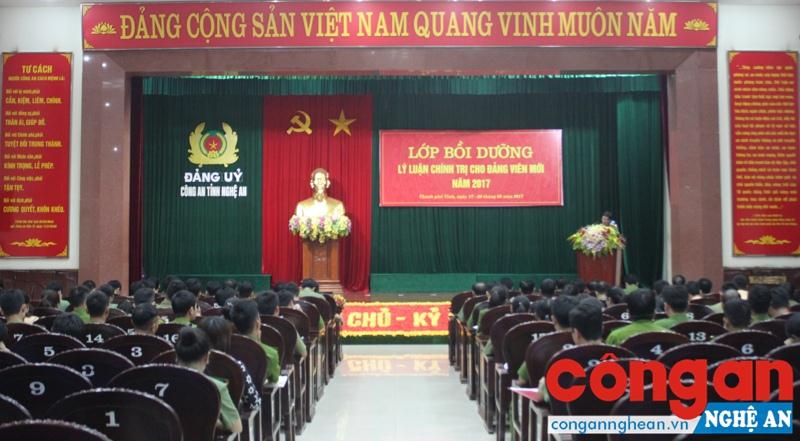 Toàn cảnh lễ khai giảng