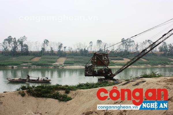 Tình trạng vi phạm trong hoạt động khai thác cát, sỏi còn diễn ra trên địa bàn tỉnh