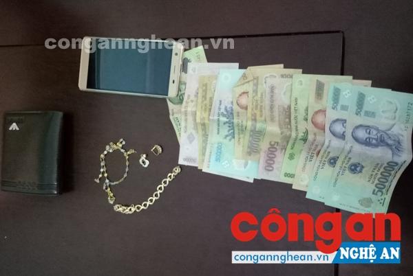 Tang vật vụ án