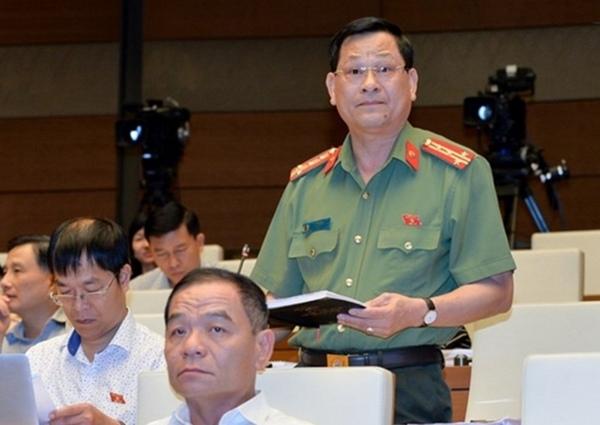 Tiếp tục thảo luận nhiều dự luật quan trọng