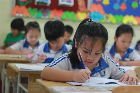 Đề xuất lập quỹ 'Giải cứu giáo viên' tiểu học: Không phù hợp với tâm tư của thầy cô