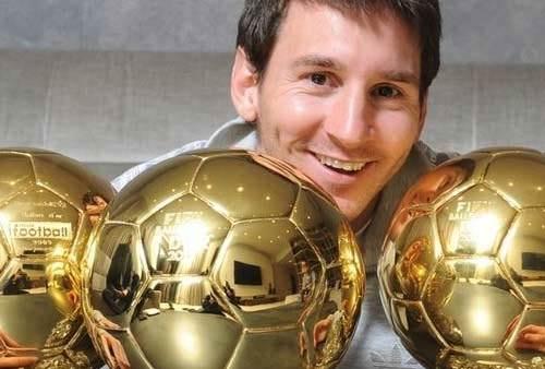 Messi xuất sắc nhất lịch sử bóng đá