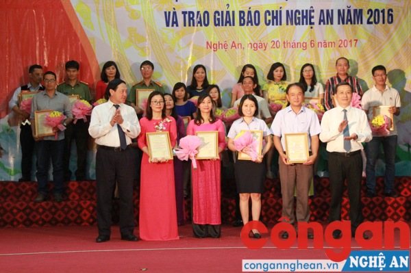Trao giải nhất