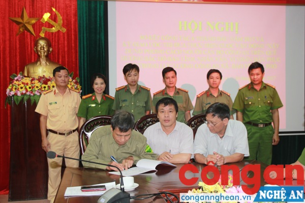 Công an TP Vinh: Giao ban thi đua 'Vì ANTQ' trong lực lượng Công an xã
