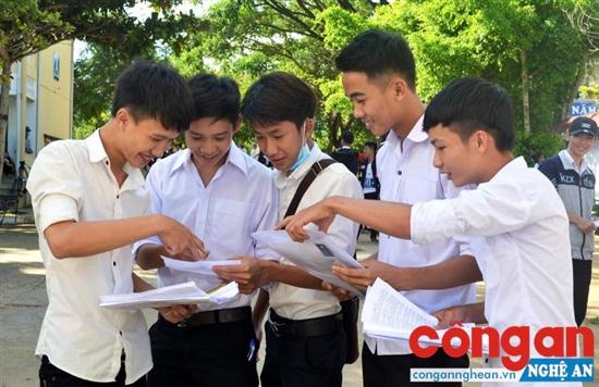 Các trường ĐH đồng loạt công bố điểm chuẩn