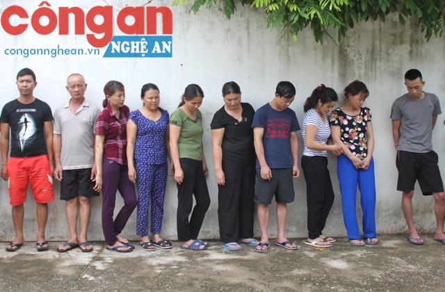 Ổ bạc 'khủng' gồm cả nam lẫn nữ