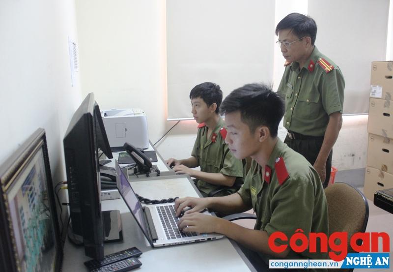 Đội Viễn thông tin học, Phòng Tham mưu nghiên cứu phần mềm ứng dụng công nghệ thông tin trong các lĩnh vực quản lý Nhà nước về an ninh, trật tự