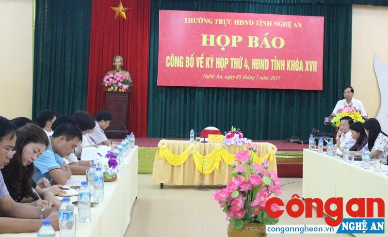 Họp báo công bố về kỳ họp thứ 4, HĐND tỉnh khóa XVII