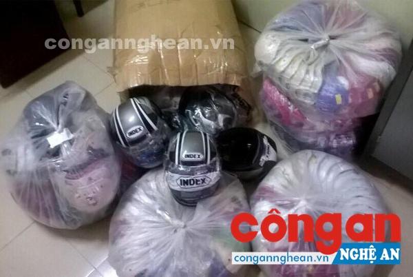 213 mũ bảo hiểm không rõ nguồn gốc, xuất xứ bị Công an huyện Diễn Châu thu giữ