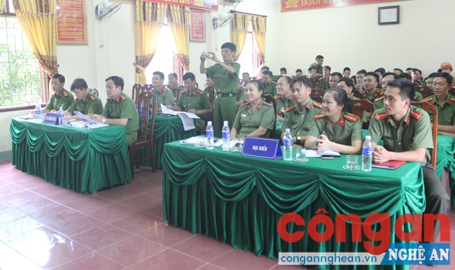Đại biểu tham dự hội thi
