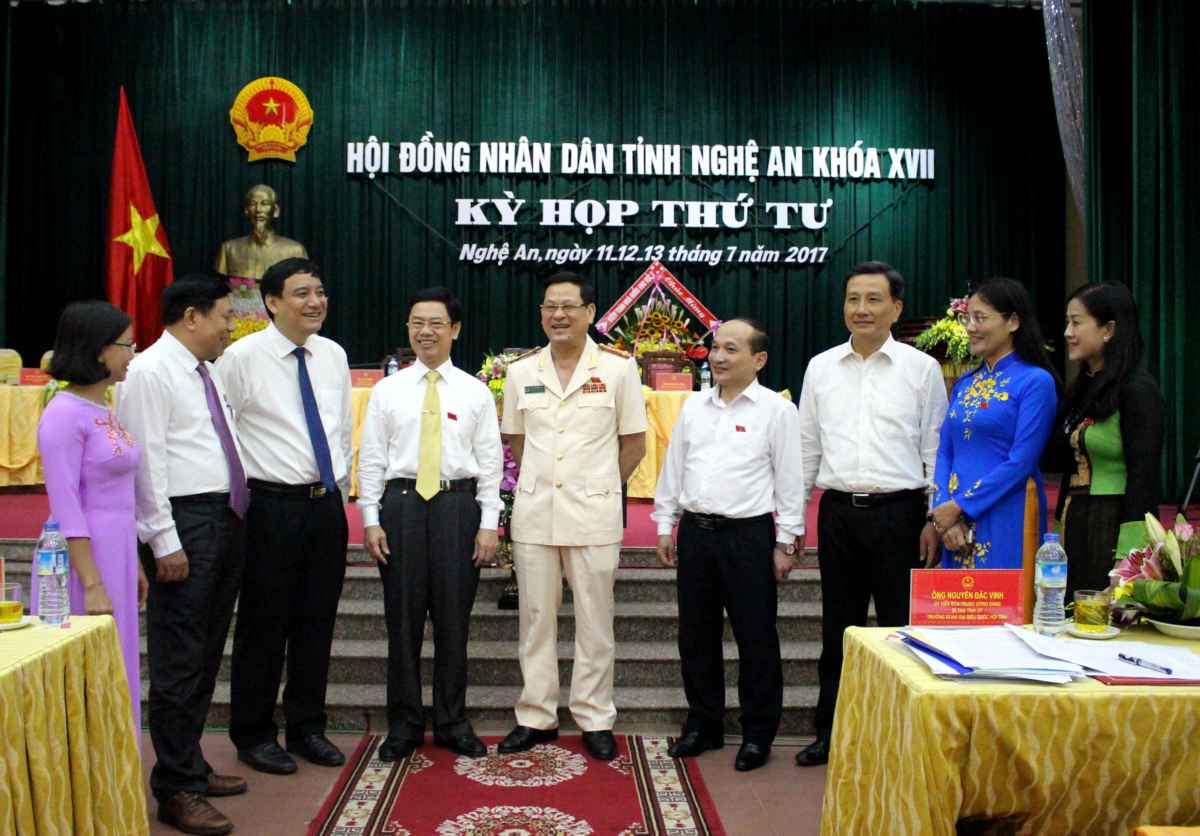 Khai mạc Kỳ họp thứ 4, HĐND tỉnh Nghệ An khóa 17