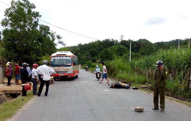 Xe buýt Thạch Thành liên tục gây tai nạn