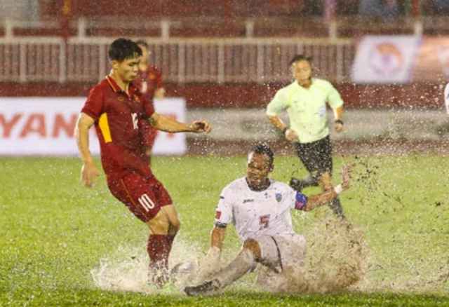 U22 Việt Nam: Mưa ở trên đầu, sao ở trong tim