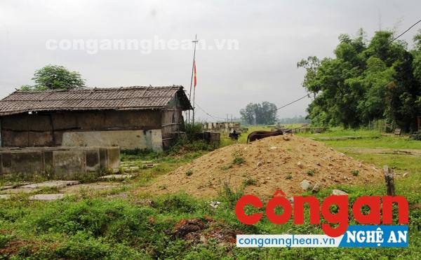 Dự án vẫn còn vướng mắc khâu đền bù, giải phóng mặt bằng và xây dựng các khu tái định cư (Trong ảnh: Khu quy hoạch tái định cư ở xã Nghi Thạch, huyện Nghi Lộc)