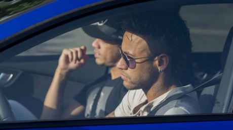 Barca xác nhận Neymar ra đi