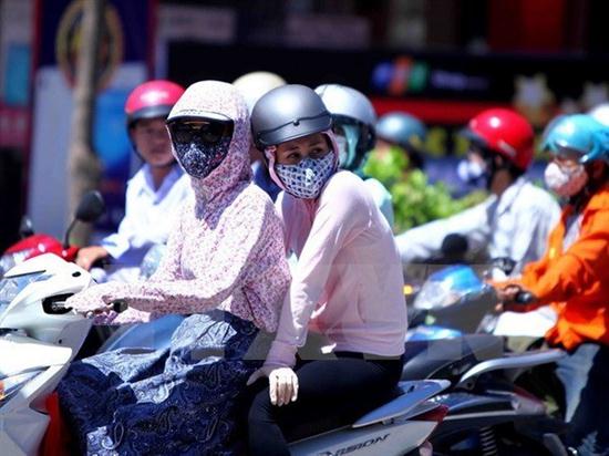 Miền Trung nắng nóng, Bắc bộ mưa to