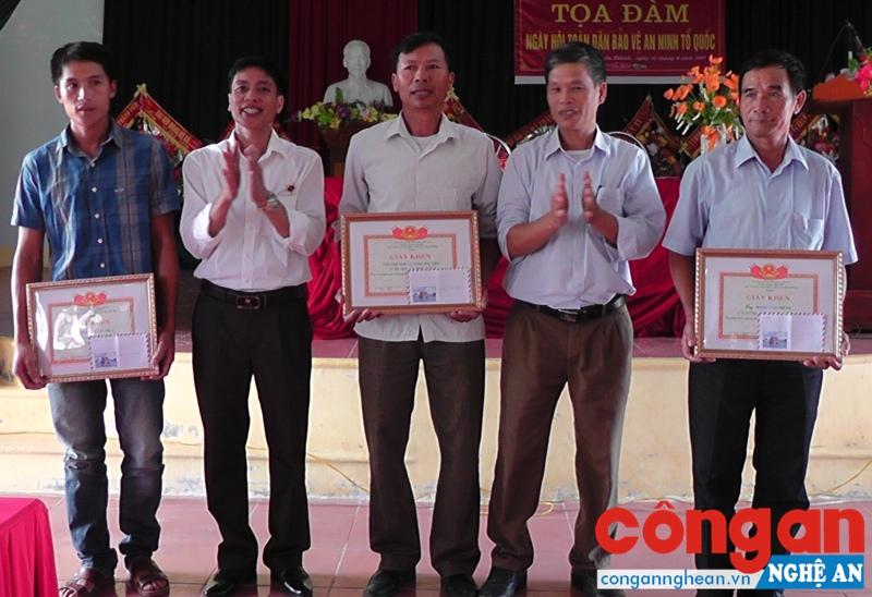 Sôi nổi 'Ngày hội toàn dân bảo vệ an ninh Tổ quốc'