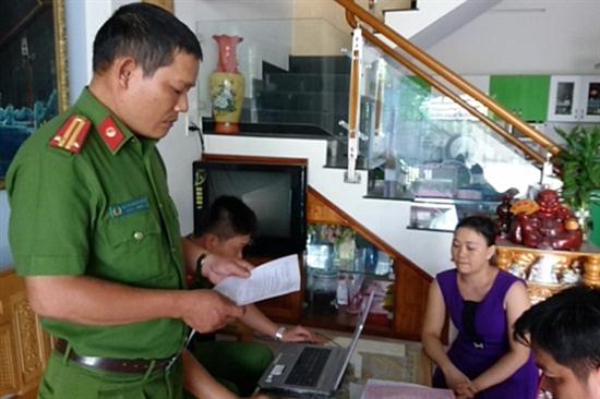 Rùng mình xem quy trình sản xuất nước tinh khiết đóng chai