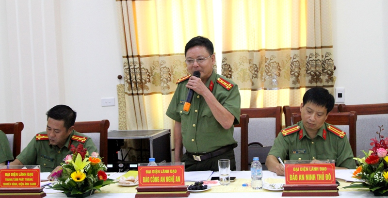 Đại diện các báo trong lực lượng CAND phát biểu ý kiến tại Hội nghị.