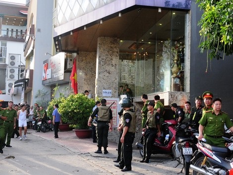 Bí ẩn bên trong những 'động lắc' ở đất Cảng