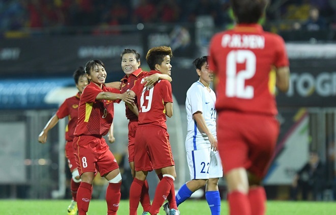 Bóng đá nữ: Vùi dập Malaysia, Việt Nam giành HCV SEA Games 29