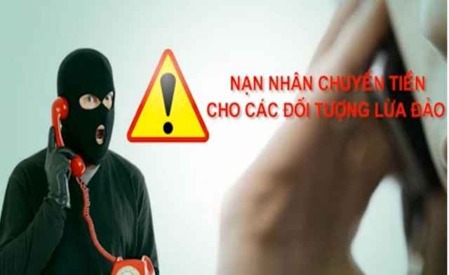 Thêm nhiều nạn nhân mắc bẫy lừa chuyển tiền để...điều tra