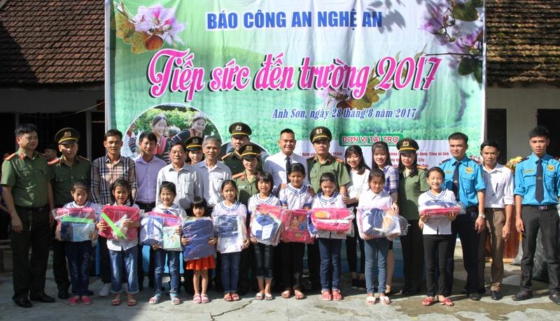 Tiếp sức đến trường, vì một tương lai sáng