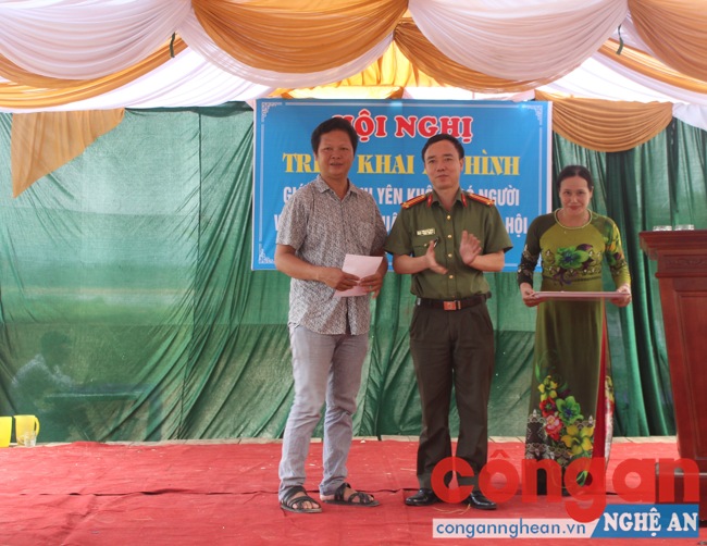 Đồng chí Trung tá Thái Doãn Thành, Phó trưởng phòng Xây dựng phong trào toàn dân BVANTQ