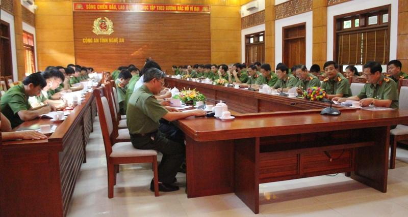 Các đại biểu tham dự Hội nghị.
