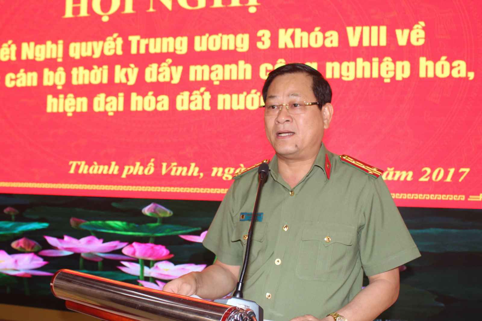 Nâng cao công tác chiến lược cán bộ, đáp ứng yêu cầu trong tình hình mới