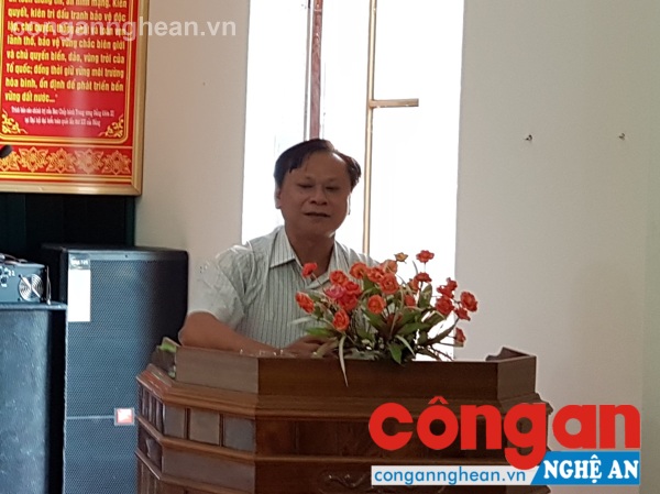 Thay mặt Huyện ủy- UBND huyện Quế Phong, đồng chí Lữ Đình Thi- Bí thư Huyện ủy ghi nhận sự phối hợp hiệu quả giữa các lực lượng trong điều tra, khám phá các vụ án, bảo đảm ANTT trên địa bàn