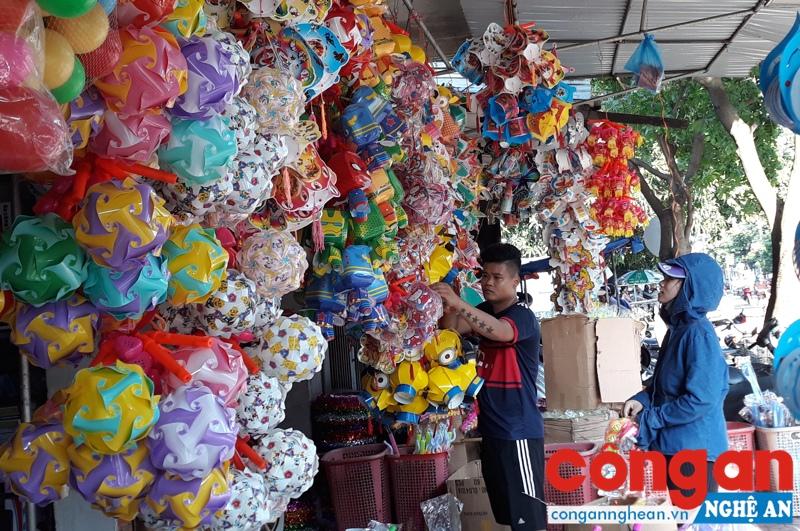 Cẩn trọng với đồ chơi Trung thu không rõ nguồn gốc