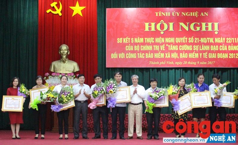 Nhiều giải pháp tăng cường sự lãnh đạo của Đảng đối với công tác BHXH, BHYT