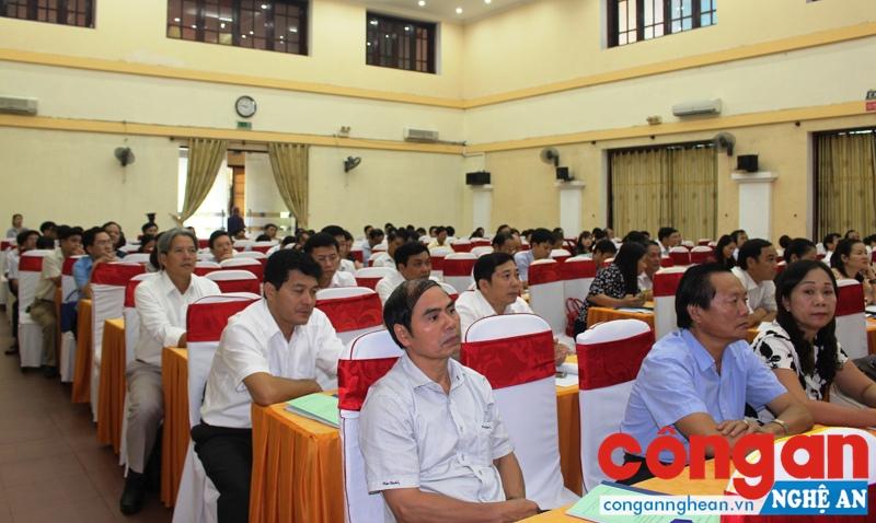 Các đại biểu tham dự Hội nghị