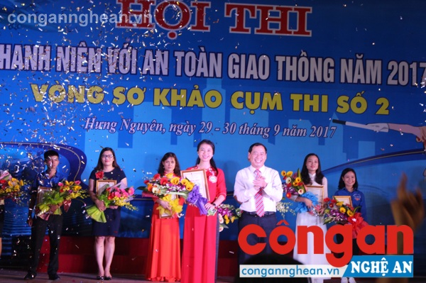Sôi nổi Hội thi 'Thanh niên với ATGT' cụm 2