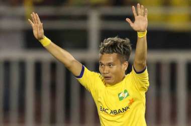 Thắng '2 sao', SLNA khiến giấc mơ vô địch của Sài Gòn FC xa vời