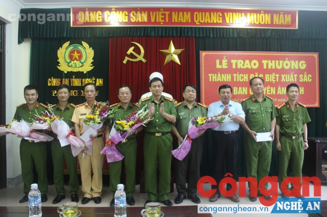 Khen thưởng thành tích đặc biệt xuất sắc của Ban chuyên án 617H