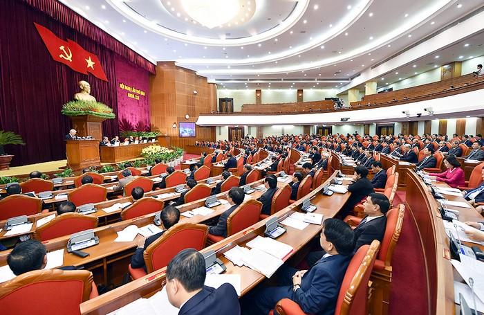 Trung ương bàn và ra nghị quyết công tác bảo vệ, chăm sóc và nâng cao sức khoẻ nhân dân