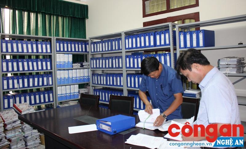 Giữ gìn kho báu của Đảng bộ Nghệ An