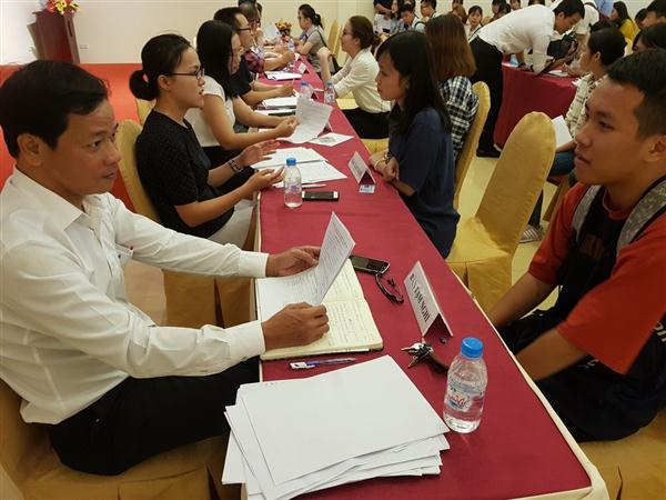 Phỏng vấn, tuyển chọn tình nguyện viên phục vụ Tuần lễ Cấp cao APEC 2017.