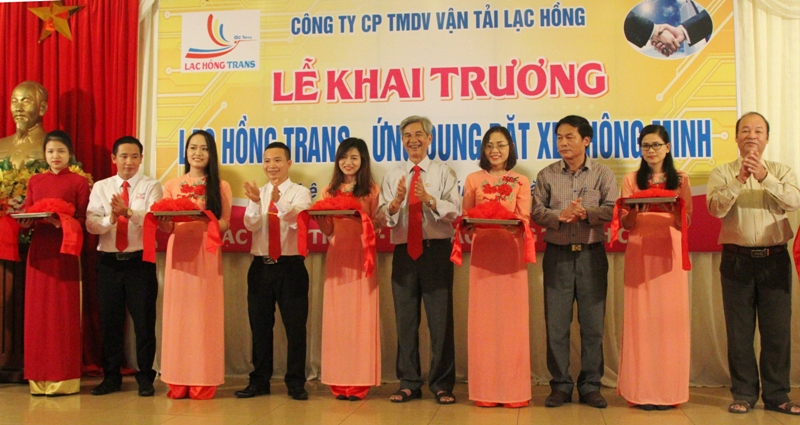 Khai trương ứng dụng đặt xe thông minh - Lạc Hồng Trans